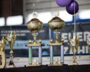 Best in Show Wanderpokale und Siegerpokale der Weltsieger Schau und des German Champion Cup 2026 bei der ACI Tandem-Rassehunde-Ausstellung.